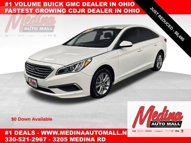 2016 Hyundai SONATA Vehicle Photo in MEDINA, OH 44256-9631