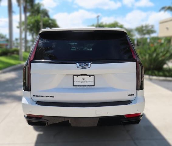 2018 Cadillac Escalade ESV Vehicle Photo in DELRAY BEACH, FL 33483-3294