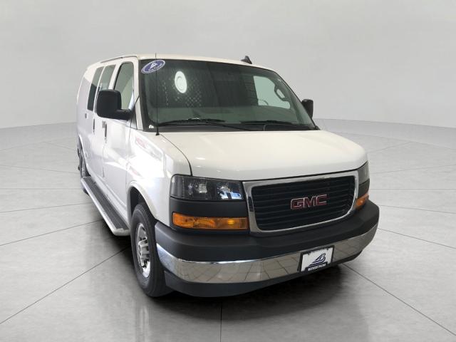 2022 GMC Savana Cargo 2500 Vehicle Photo in GREEN BAY, WI 54303-3330