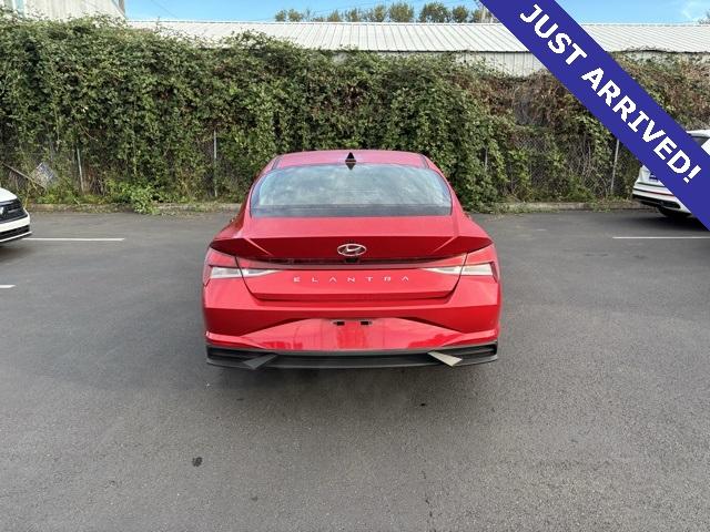 2022 Hyundai ELANTRA Vehicle Photo in Puyallup, WA 98371