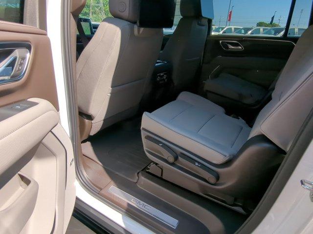 2024 GMC Yukon XL Vehicle Photo in ALBERTVILLE, AL 35950-0246