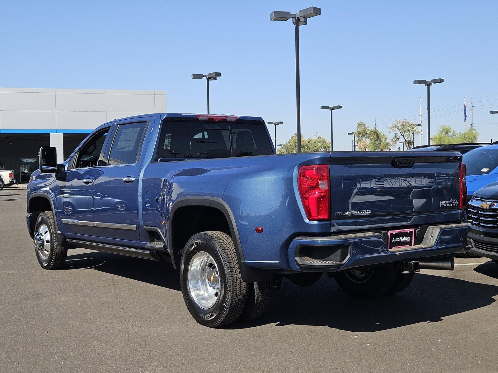 2025 Chevrolet Silverado 3500 HD Vehicle Photo in PEORIA, AZ 85382-3715