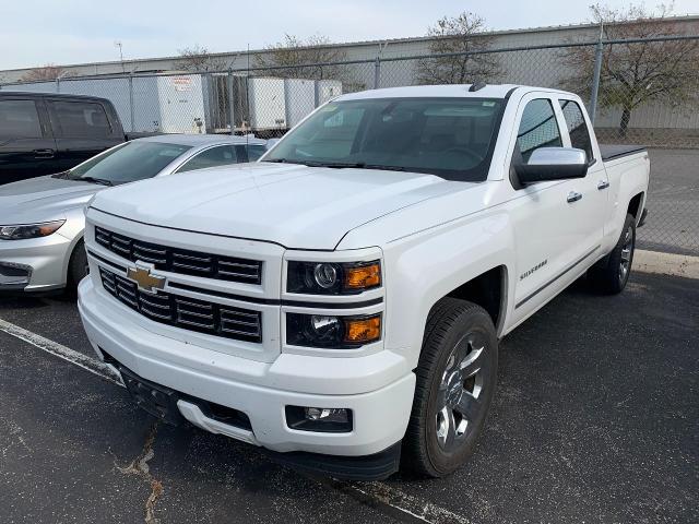 2015 Chevrolet Silverado 1500 Vehicle Photo in APPLETON, WI 54914-4656