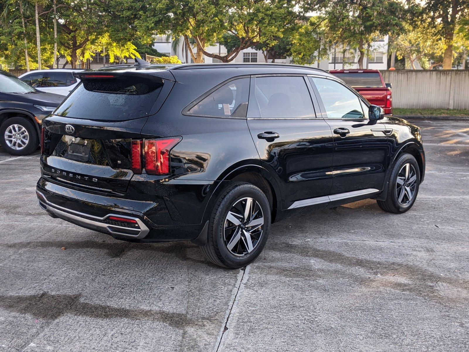 2021 Kia Sorento Vehicle Photo in PEMBROKE PINES, FL 33024-6534