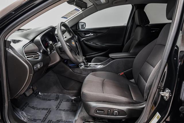 2021 Chevrolet Malibu Vehicle Photo in Akron, OH 44312