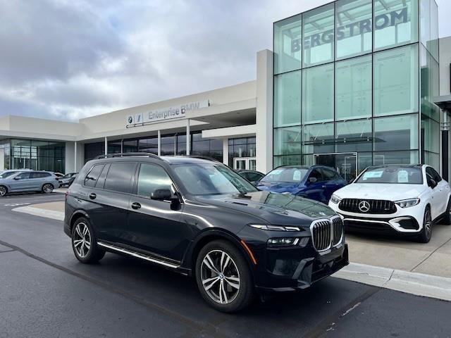 2023 BMW X7 xDrive40i Vehicle Photo in Appleton, WI 54913