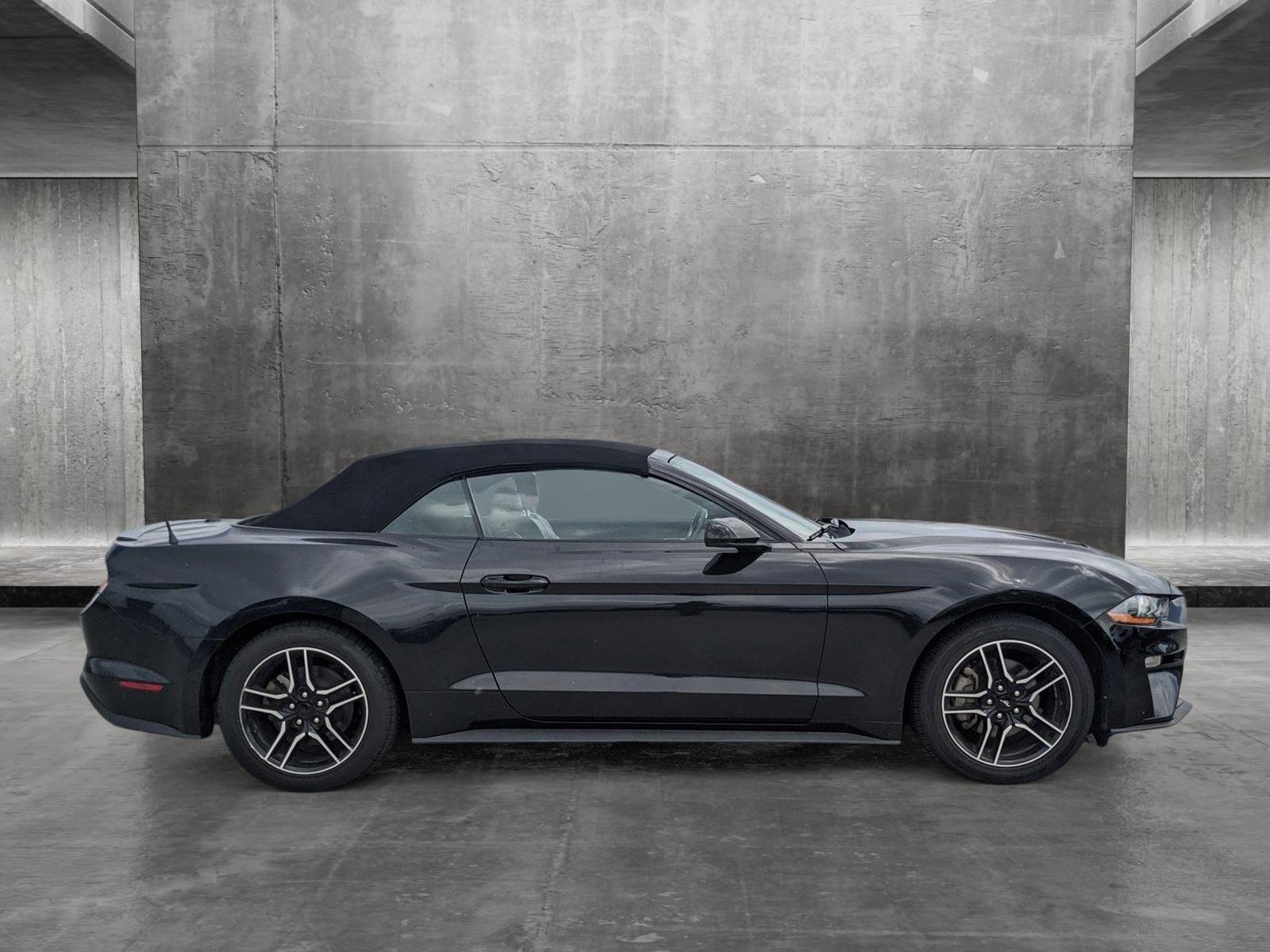 2022 Ford Mustang Vehicle Photo in MIAMI, FL 33172-3015