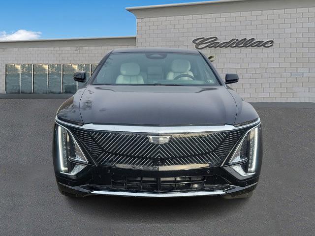 Used 2024 Cadillac LYRIQ Luxury 1 with VIN 1GYKPPRL2RZ104440 for sale in Trevose, PA