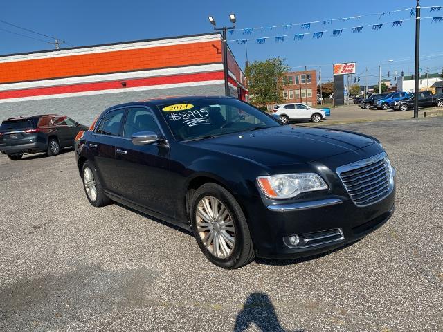 2014 Chrysler 300 Vehicle Photo in ASHLAND, KY 41101-7620