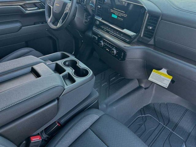 2024 Chevrolet Silverado 1500 Vehicle Photo in RIVERSIDE, CA 92504-4106