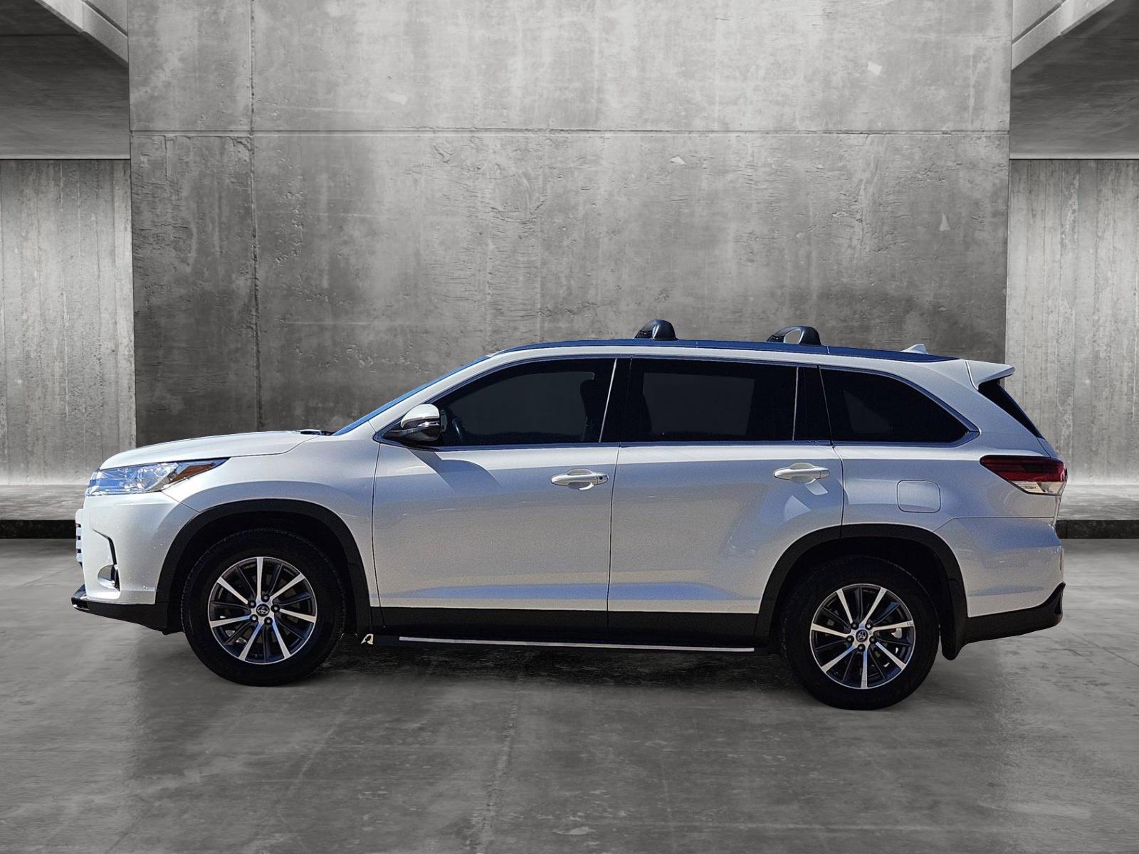 2019 Toyota Highlander Vehicle Photo in WACO, TX 76710-2592