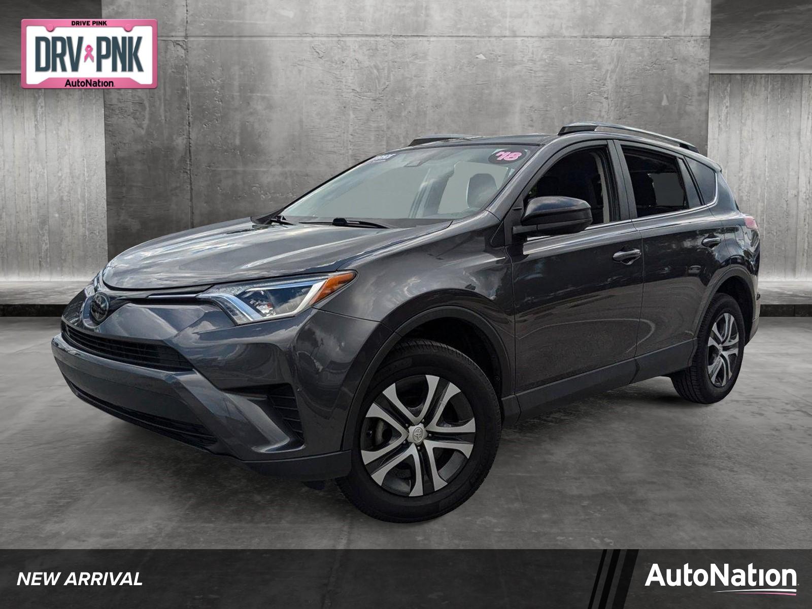 2018 Toyota RAV4 Vehicle Photo in Panama City, FL 32401