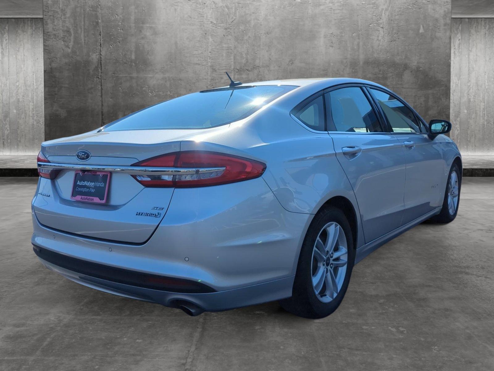 2018 Ford Fusion Hybrid Vehicle Photo in Memphis, TN 38128