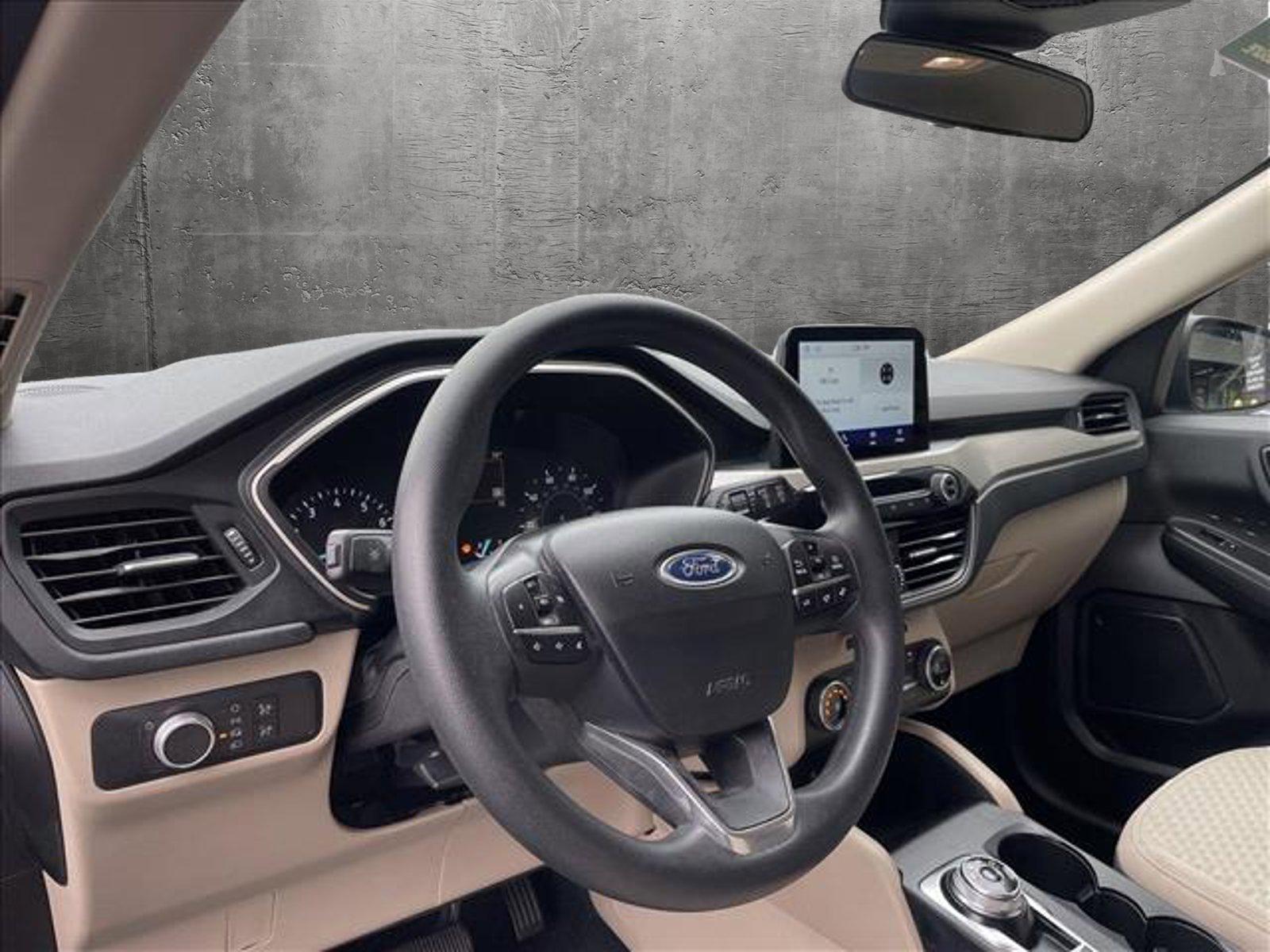 2020 Ford Escape Vehicle Photo in St. Petersburg, FL 33713