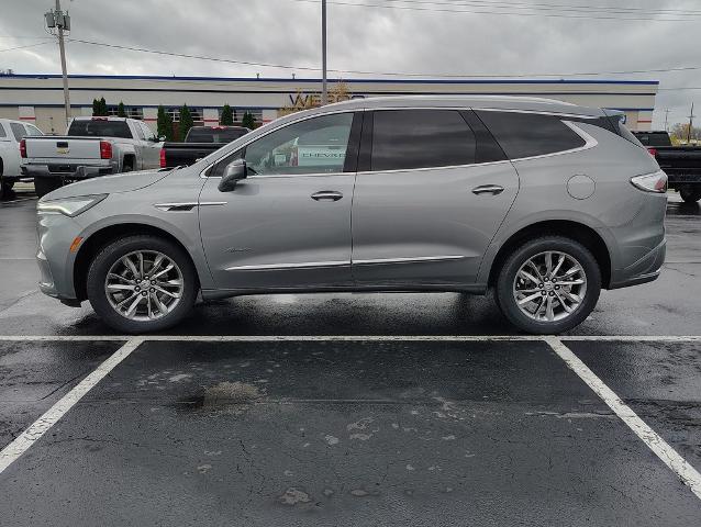 2024 Buick Enclave Vehicle Photo in GREEN BAY, WI 54304-5303