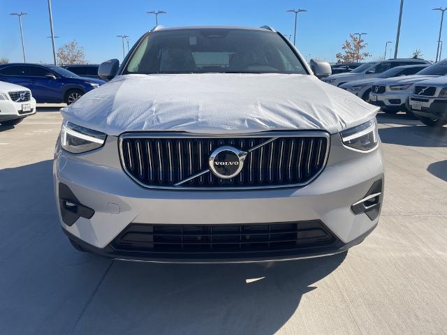 2025 Volvo XC40 Vehicle Photo in Grapevine, TX 76051