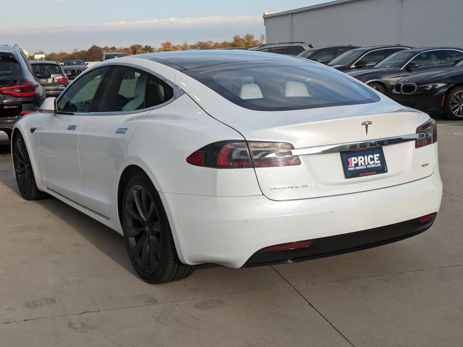 2017 Tesla Model S Vehicle Photo in TIMONIUM, MD 21093-2300