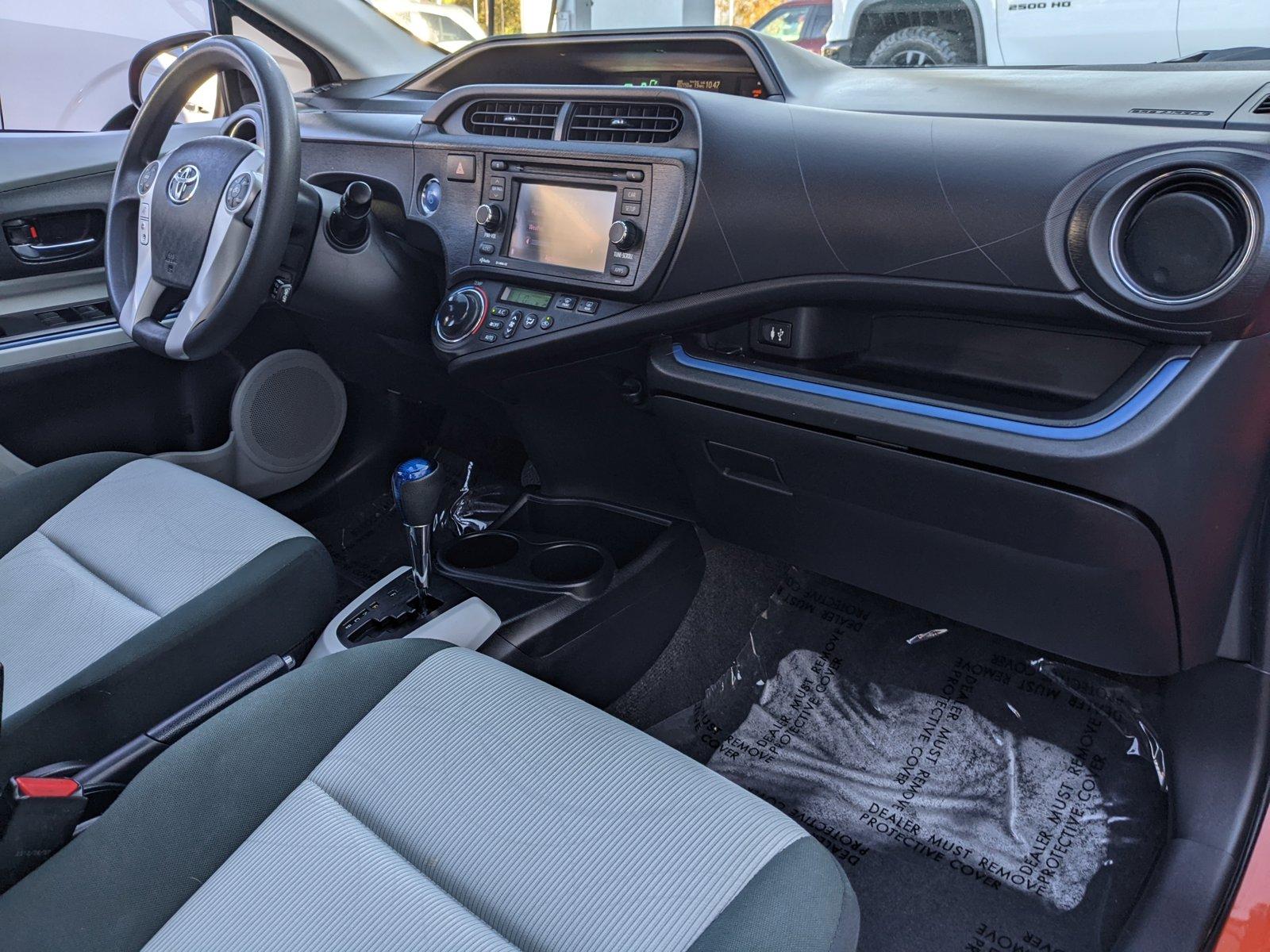 2013 Toyota Prius c Vehicle Photo in VALENCIA, CA 91355-1705