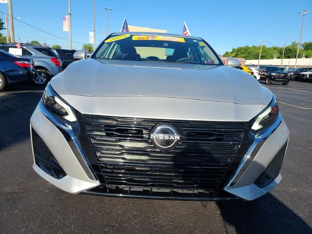 Used 2023 Nissan Altima SV with VIN 1N4BL4DW6PN366683 for sale in Allentown, PA