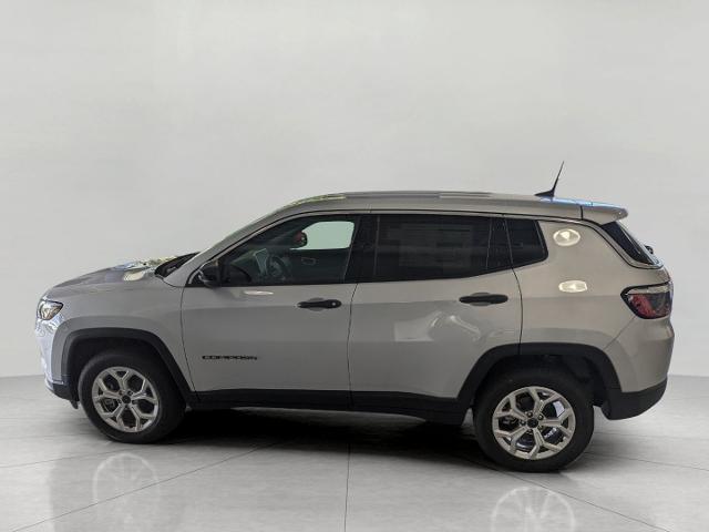 2025 Jeep Compass Vehicle Photo in Oshkosh, WI 54901