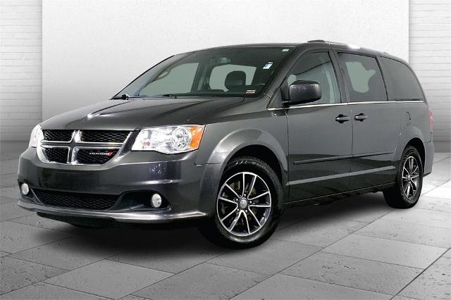 2017 Dodge Grand Caravan Vehicle Photo in Lees Summit, MO 64086