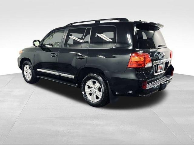 2015 Toyota Land Cruiser Vehicle Photo in MEDINA, OH 44256-9631