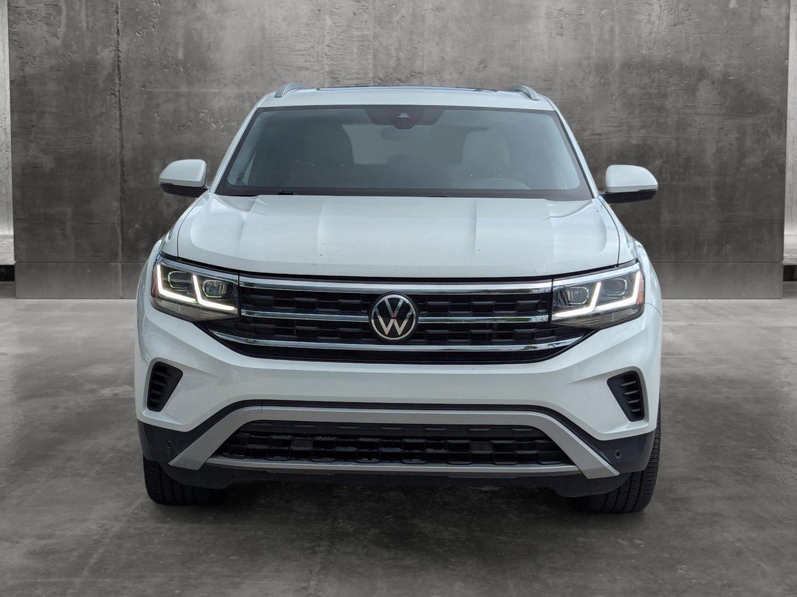 2020 Volkswagen Atlas Cross Sport Vehicle Photo in Delray Beach, FL 33444