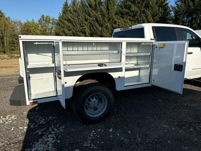 2024 GMC Sierra 3500 HD Vehicle Photo in MEDINA, OH 44256-9631