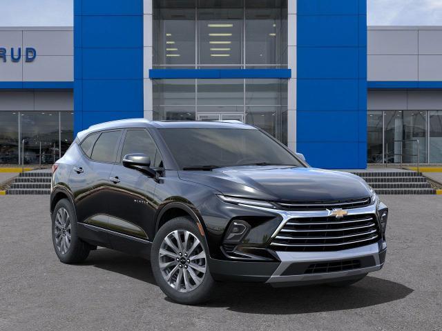 2025 Chevrolet Blazer Vehicle Photo in GREEN BAY, WI 54302-3701