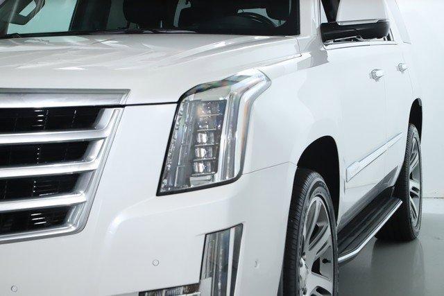 2019 Cadillac Escalade Vehicle Photo in BEACHWOOD, OH 44122-4298