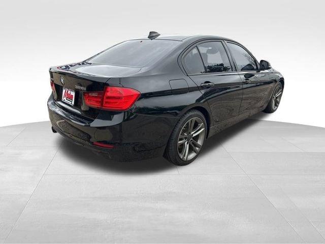 2013 BMW 3 Series Vehicle Photo in MEDINA, OH 44256-9631