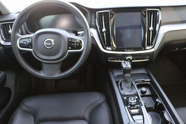 2020 Volvo V60 Cross Country Vehicle Photo in Salem, OR 97301