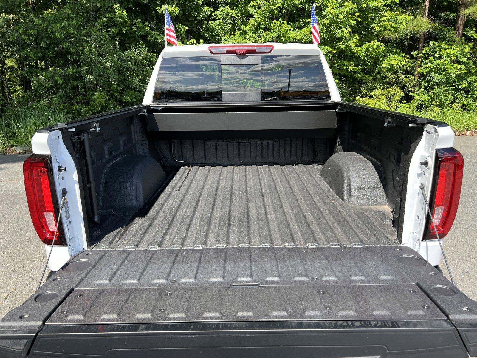 2024 GMC Sierra 1500 Vehicle Photo in MONROE, NC 28110-8431