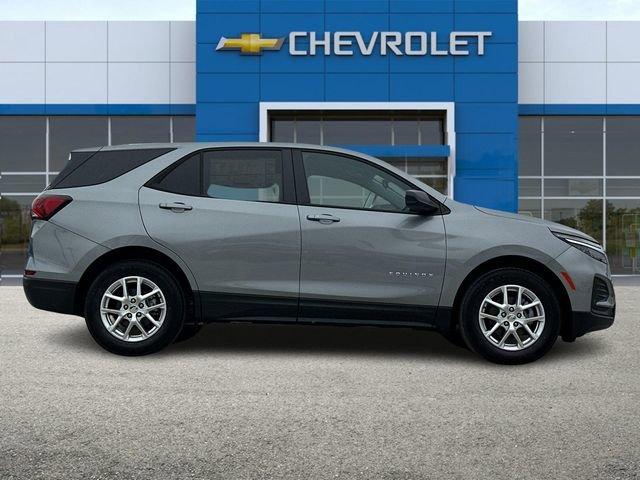 2024 Chevrolet Equinox Vehicle Photo in RIVERSIDE, CA 92504-4106