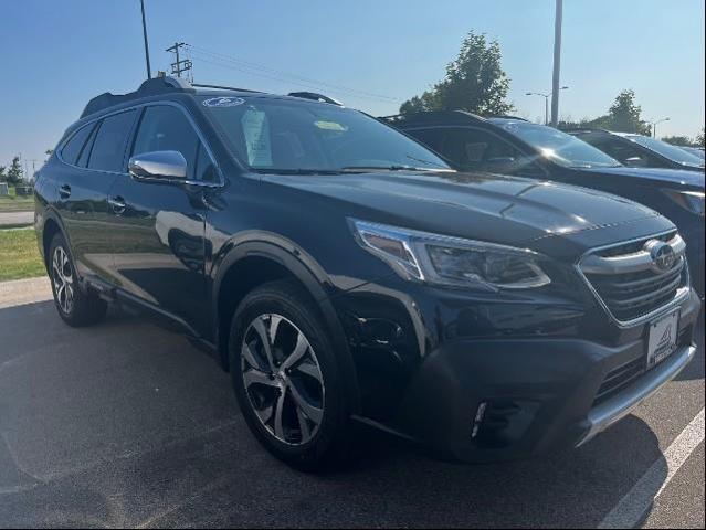 2022 Subaru Outback Vehicle Photo in Green Bay, WI 54304