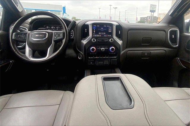 2021 GMC Sierra 1500 Vehicle Photo in TOPEKA, KS 66609-0000