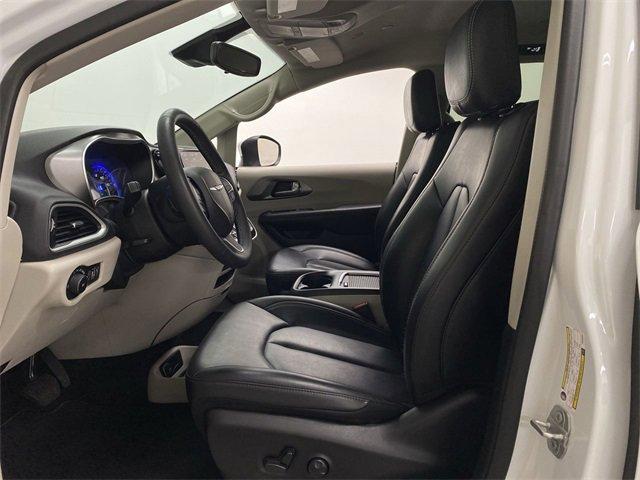 2023 Chrysler Pacifica Vehicle Photo in PORTLAND, OR 97225-3518