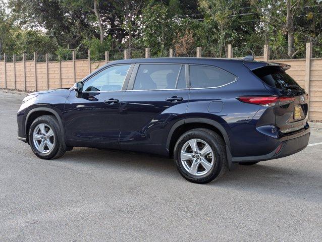 2023 Toyota Highlander Vehicle Photo in San Antonio, TX 78230