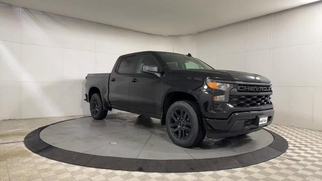 2024 Chevrolet Silverado 1500 Vehicle Photo in JOLIET, IL 60435-8135