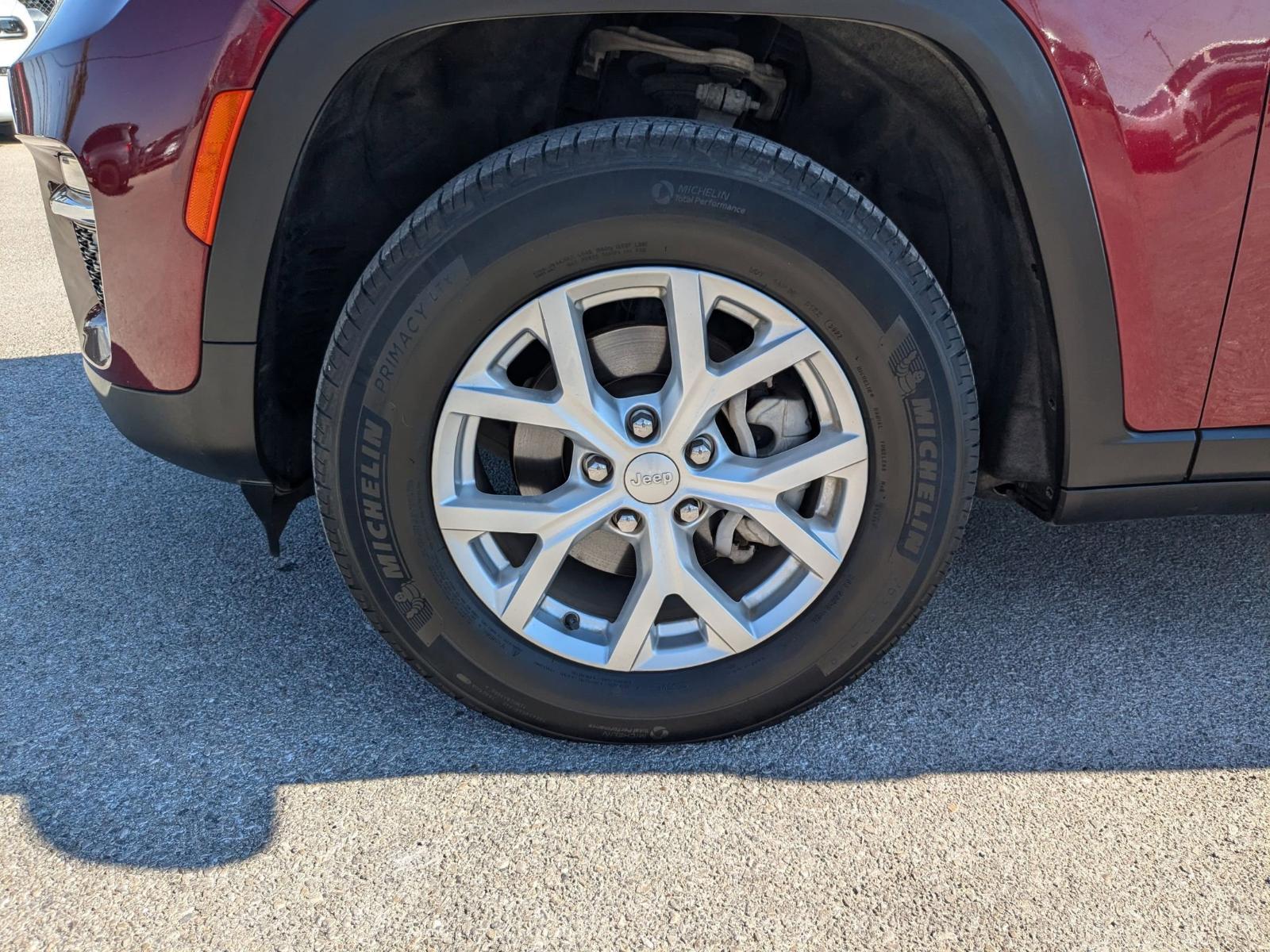 2023 Jeep Grand Cherokee Vehicle Photo in Seguin, TX 78155