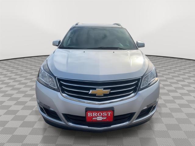 Used 2014 Chevrolet Traverse 2LT with VIN 1GNKVHKDXEJ342475 for sale in Crookston, MN