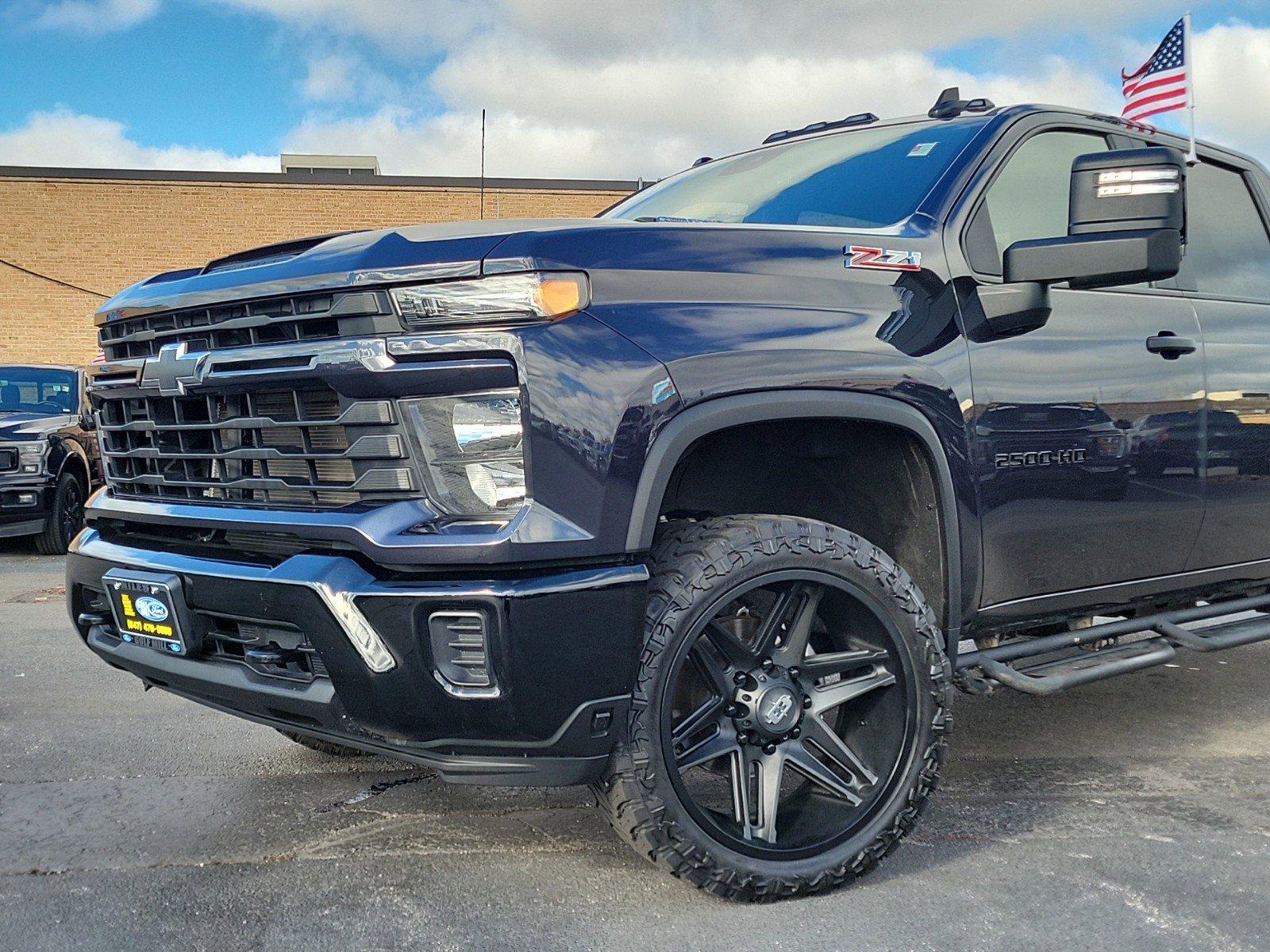 2024 Chevrolet Silverado 2500 HD Vehicle Photo in Saint Charles, IL 60174