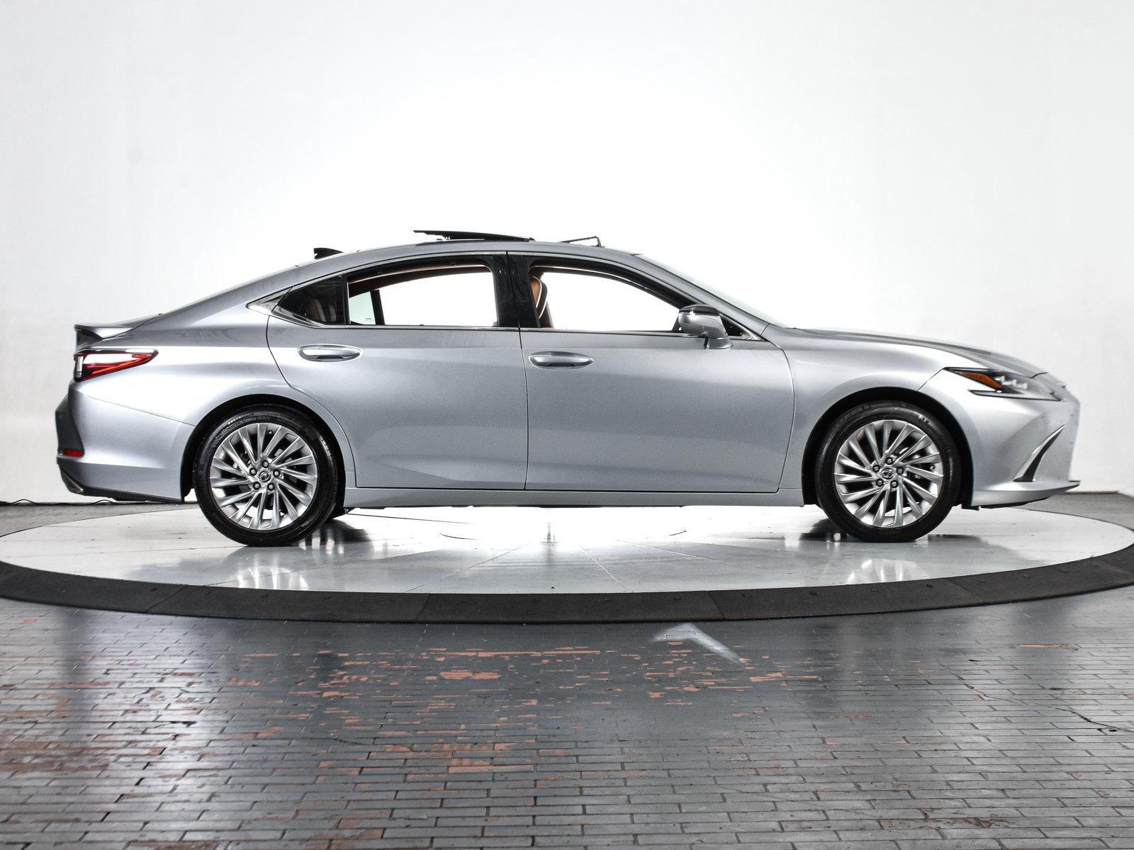 2023 Lexus ES 350 Vehicle Photo in DALLAS, TX 75235