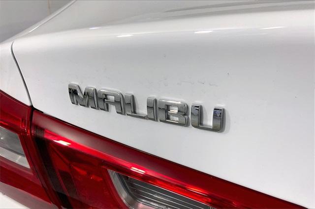 2024 Chevrolet Malibu Vehicle Photo in KANSAS CITY, MO 64114-4545