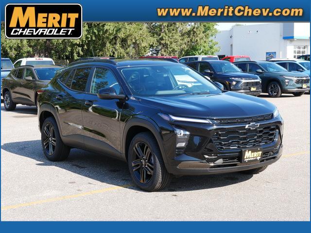 2025 Chevrolet Trax Vehicle Photo in MAPLEWOOD, MN 55119-4794