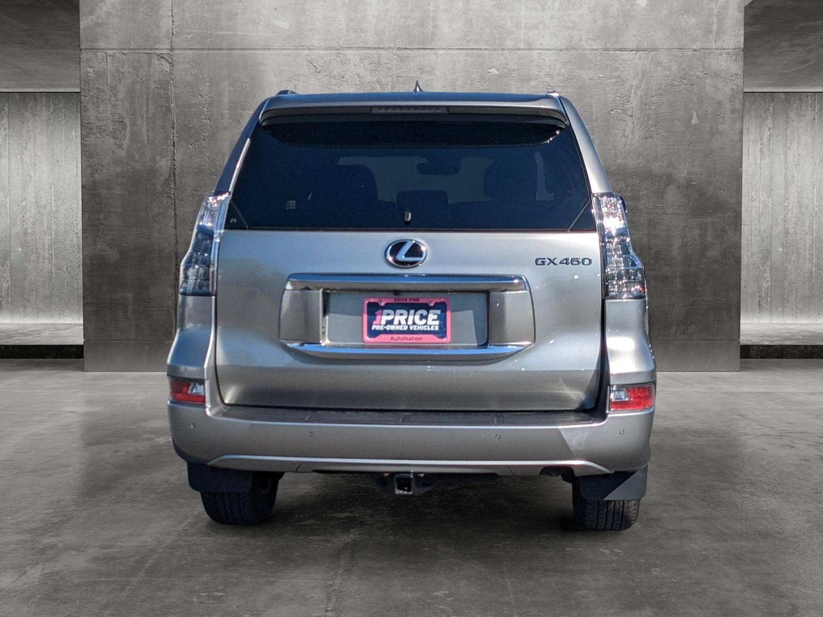 2023 Lexus GX 460 Vehicle Photo in VALENCIA, CA 91355-1705