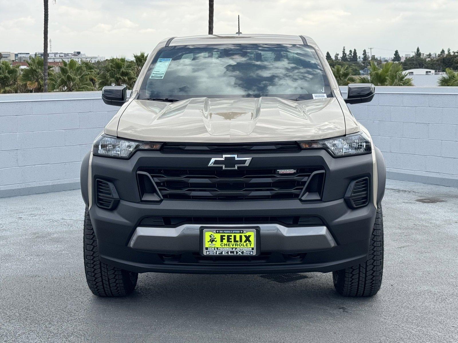 2024 Chevrolet Colorado Vehicle Photo in LOS ANGELES, CA 90007-3794