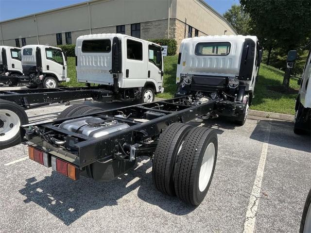 2025 Chevrolet Low Cab Forward 4500 Vehicle Photo in ALCOA, TN 37701-3235