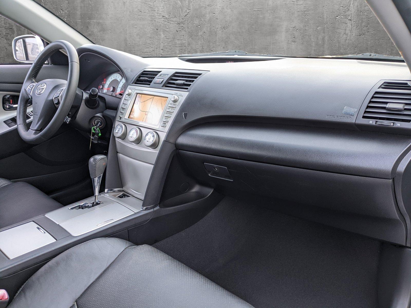 2011 Toyota Camry Vehicle Photo in VALENCIA, CA 91355-1705