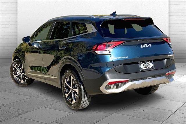 2023 Kia Sportage Hybrid Vehicle Photo in KANSAS CITY, MO 64114-4545